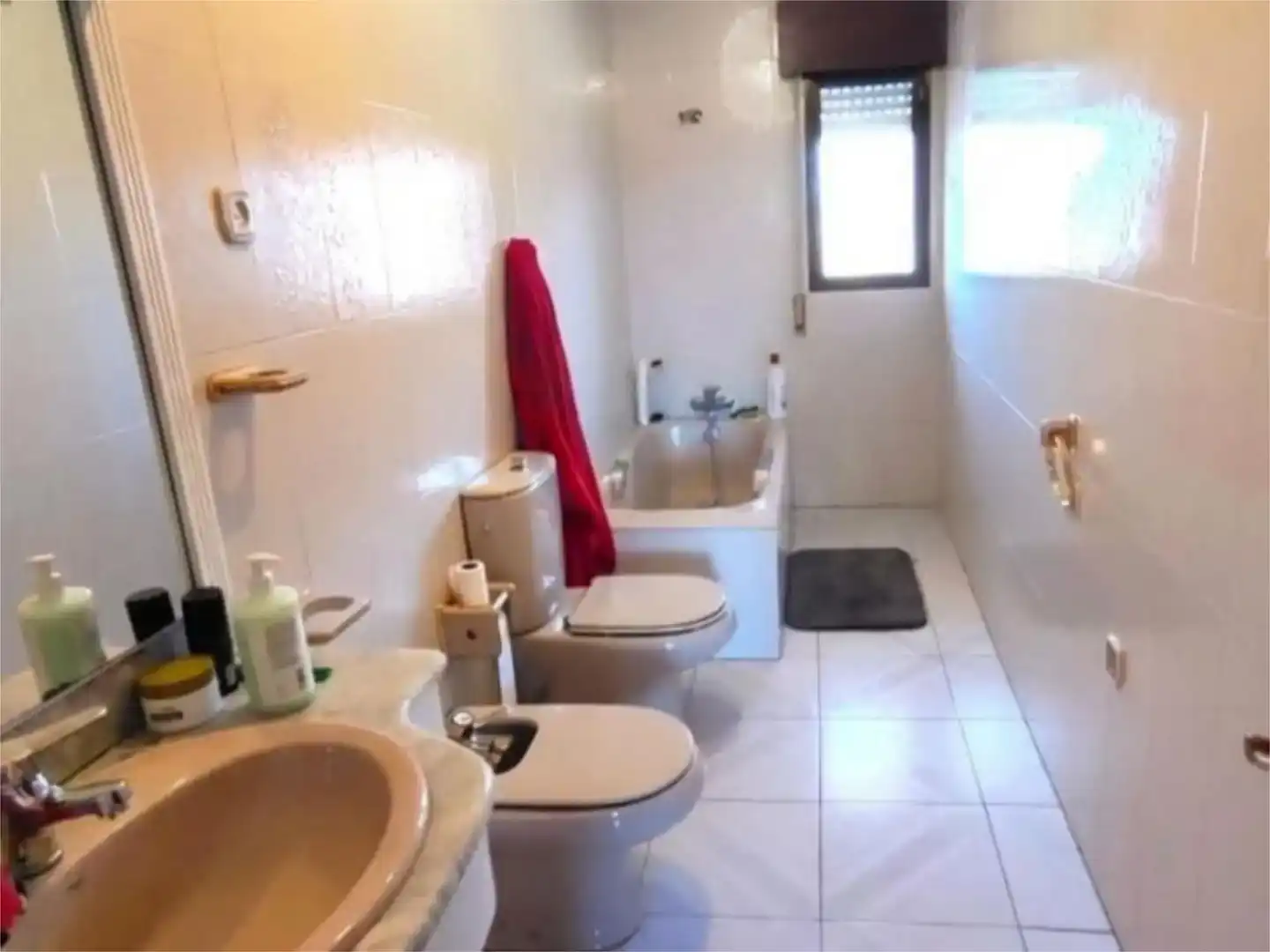 Badezimmer von Wohnung zum Verkauf in Muñoveros mit Abstellraum, Möbliert und Balkon