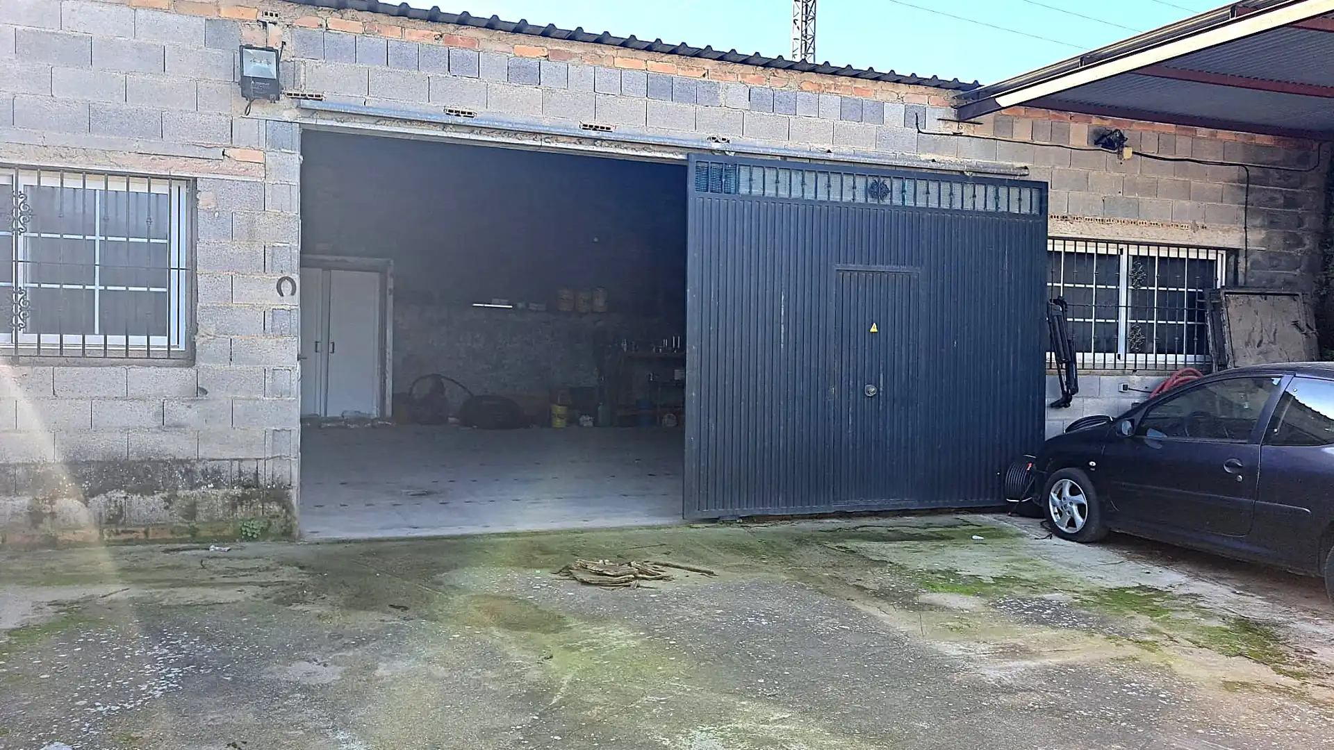 Parking de Nave industrial en venta en Moraleda de Zafayona