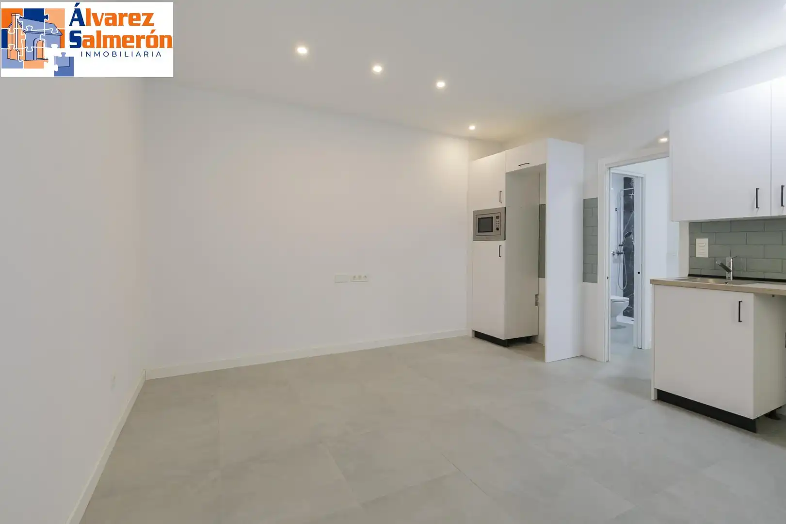 Apartamento en venta en  Granada Capital