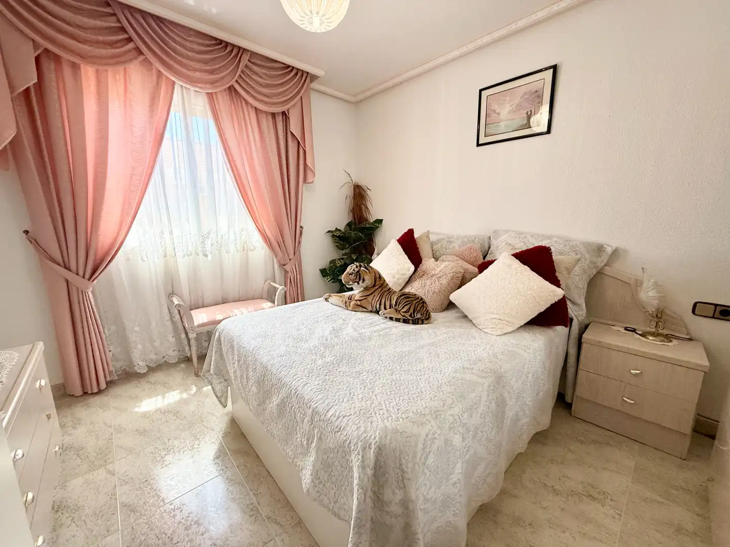 Habitación de Casa o chalet en venta en Roquetas de Mar con Terraza y Amueblado