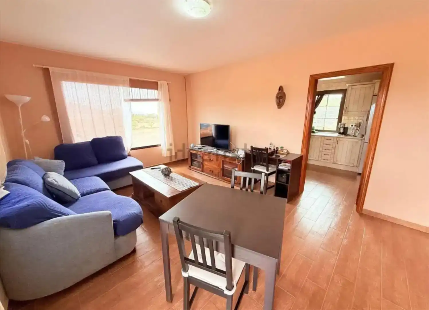 Sala de estar de Finca rústica en venta en Tuineje con Jardín privado, Parquet y Amueblado