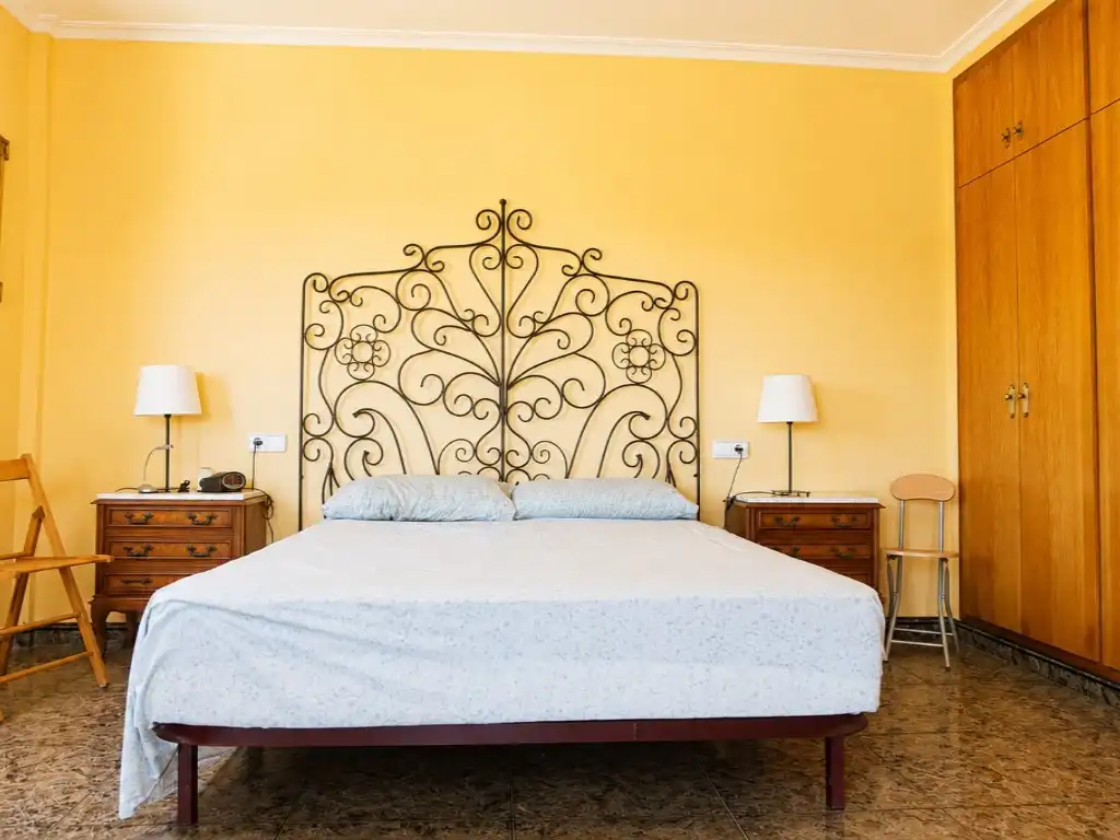 Bedroom of Houses for sale in Pineda de Mar