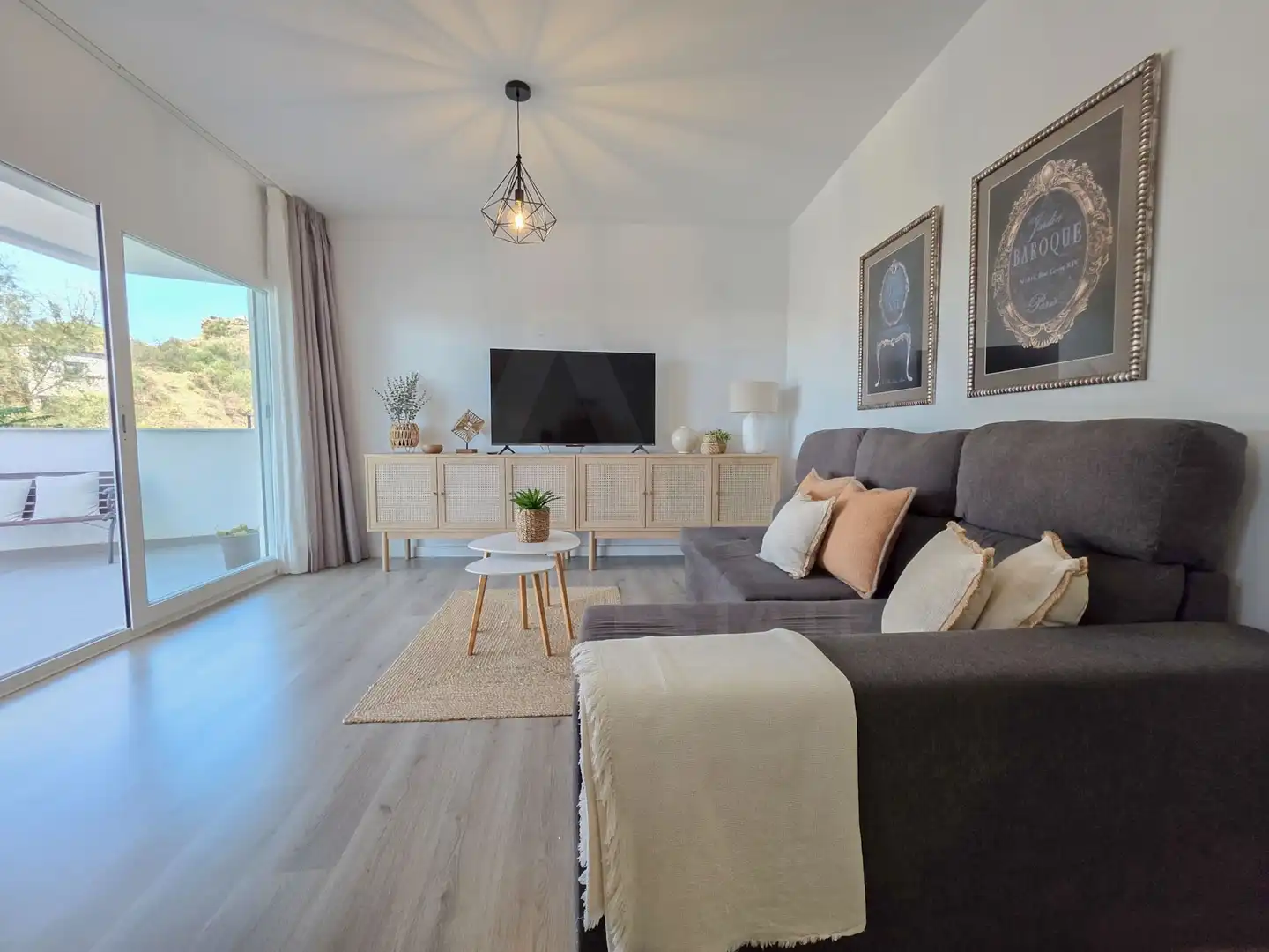 Flat with pool for sale in Calle Mónaco 4, imagen 3