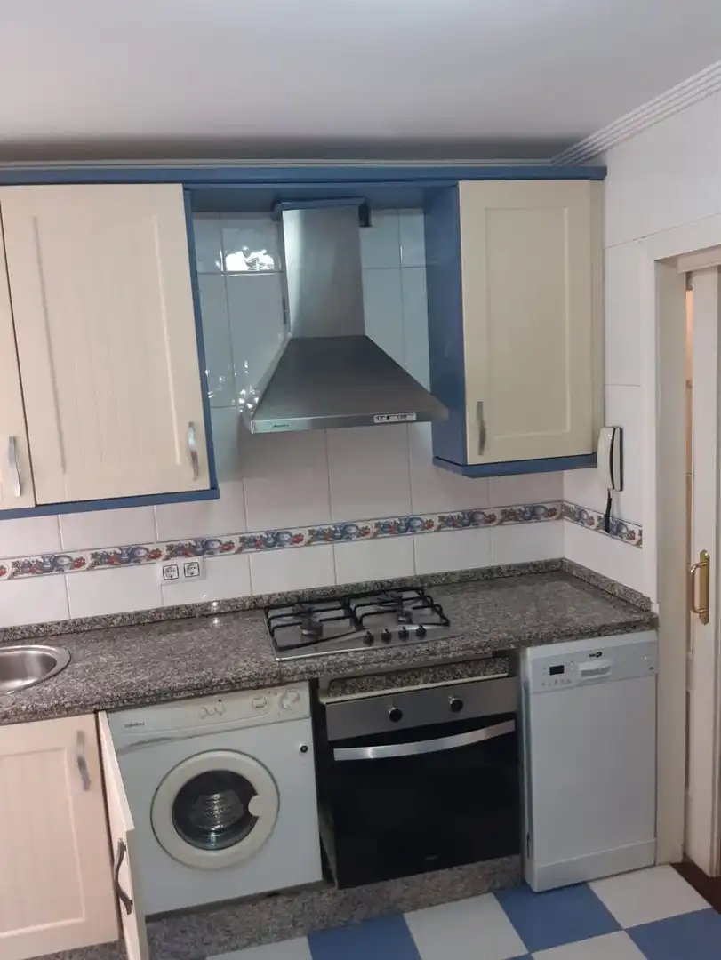 Cocina de Piso de alquiler en Sevilla con Aire acondicionado, Amueblado y Horno