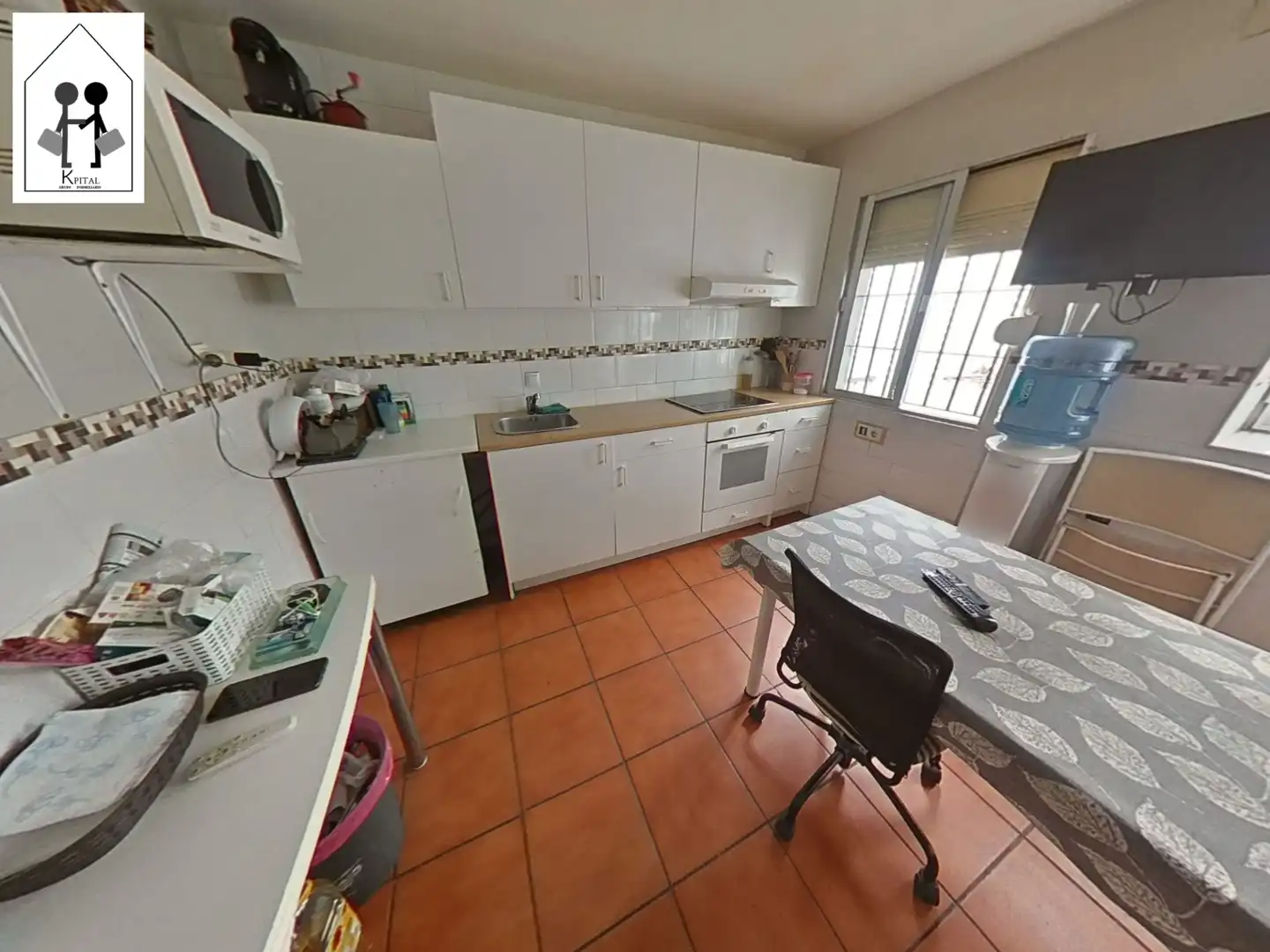 Cocina de Piso en venta en Dos Hermanas con Aire acondicionado, Calefacción y Balcón