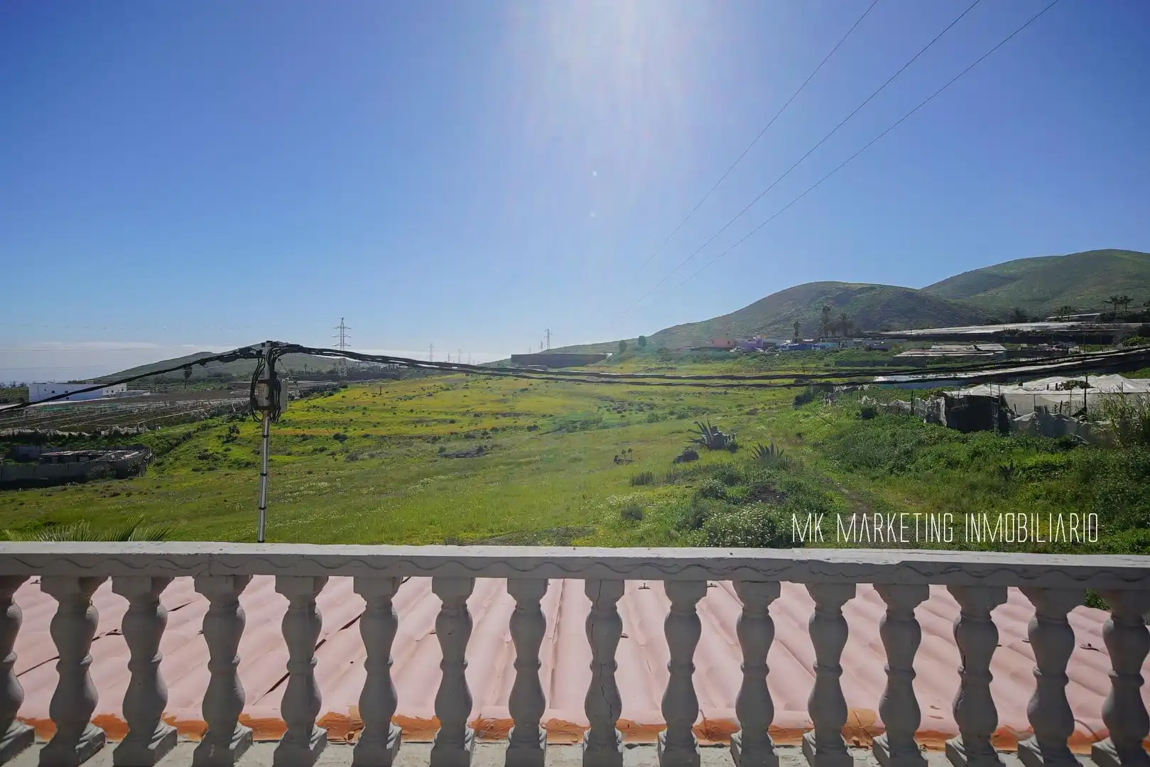 Vista exterior de Casa o xalet en venda en Telde amb Jardí privat, Terrassa i Traster