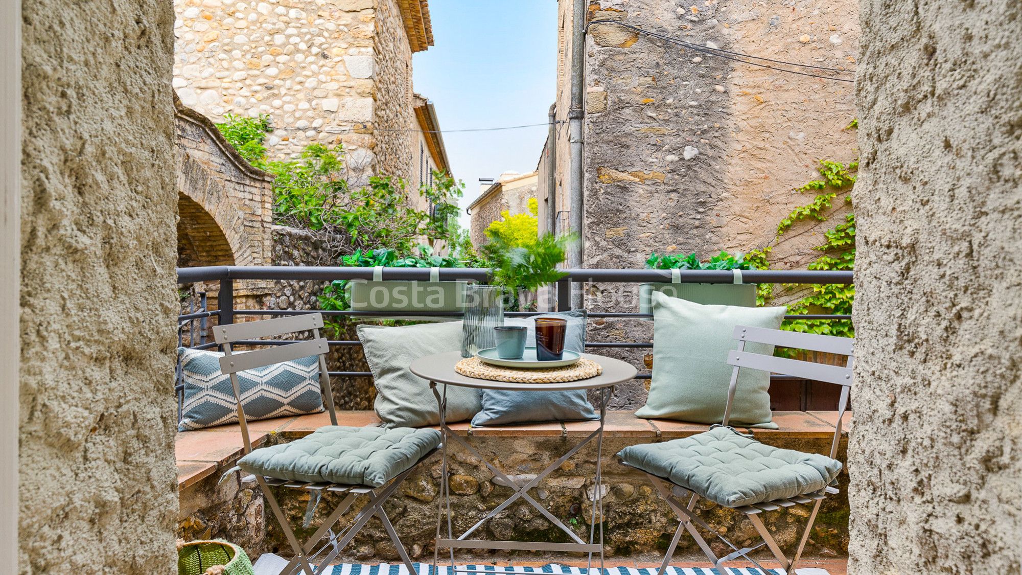 Terrassa de Finca rústica en venda en Vilaür amb Aire condicionat, Calefacció i Parquet