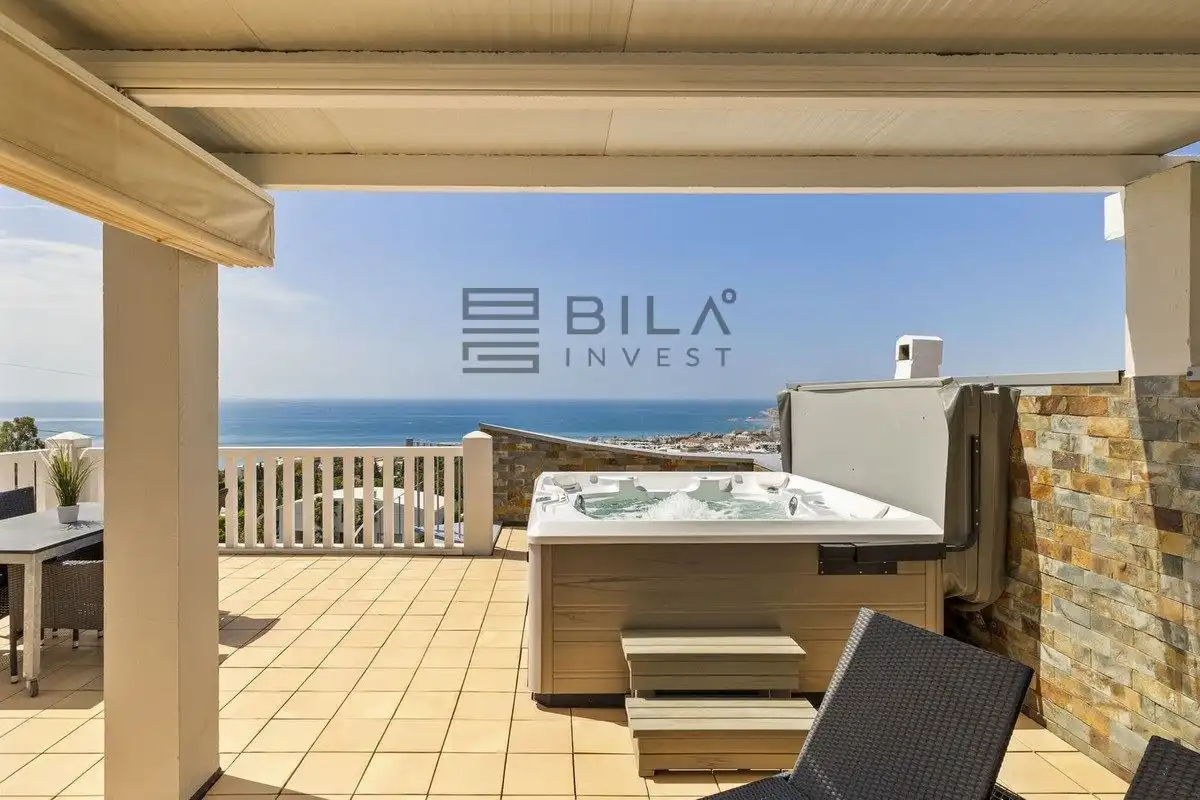 Penthouse with pool for sale in Aliso, imagen 3