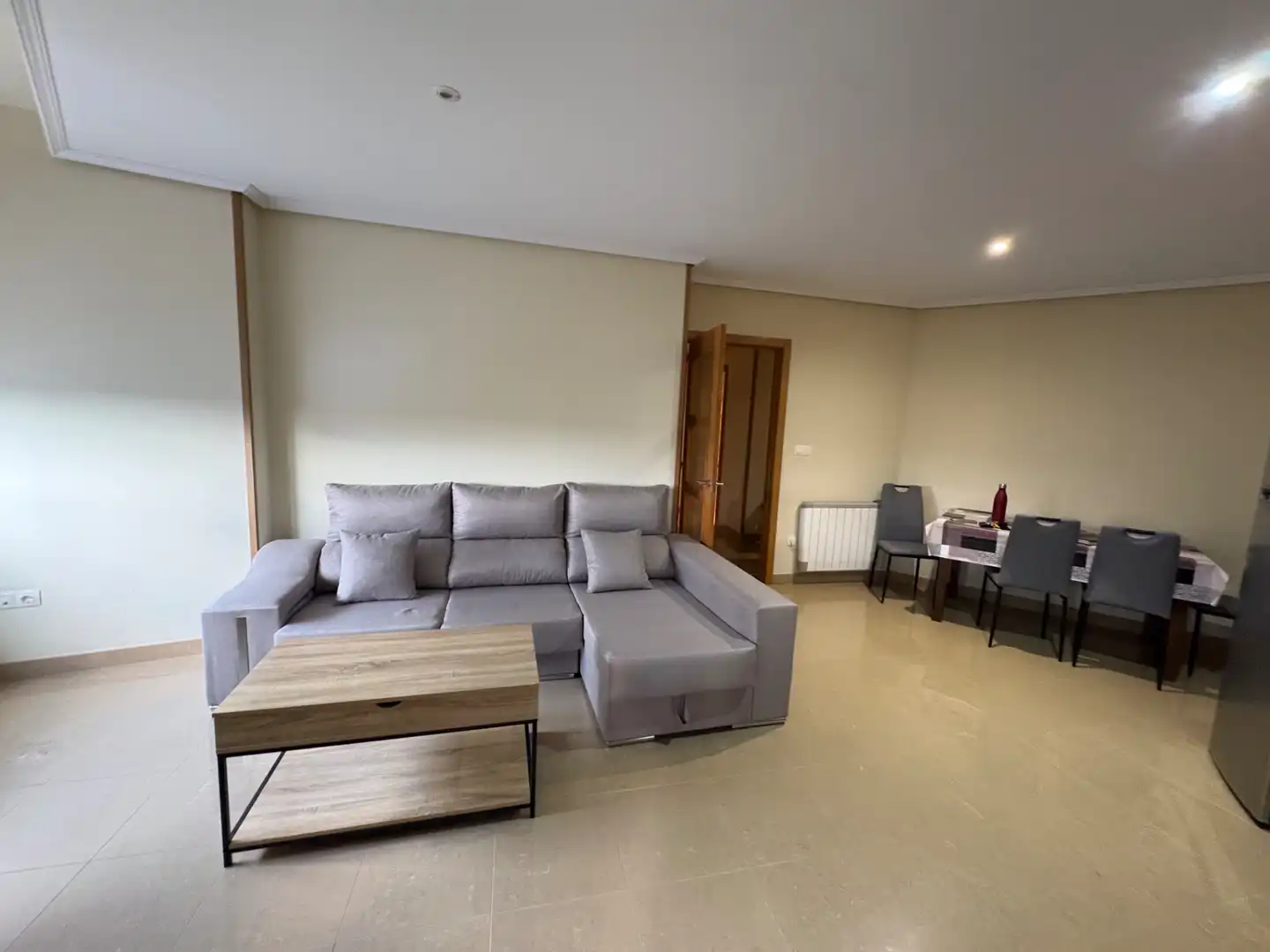 Sala de estar de Piso de alquiler en Ferrol con Calefacción, Parquet y Amueblado