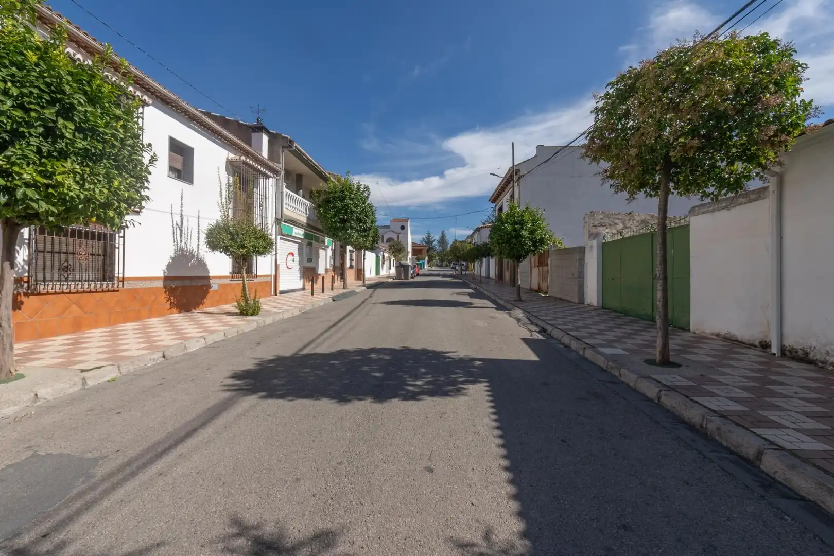 Vista exterior de Casa o chalet en venta en Albolote con Terraza y Balcón