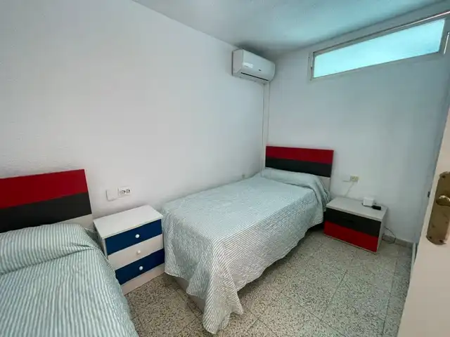 Bedroom of Flat for rent in Alicante / Alacant  with Air Conditioner, Heating and Furnished