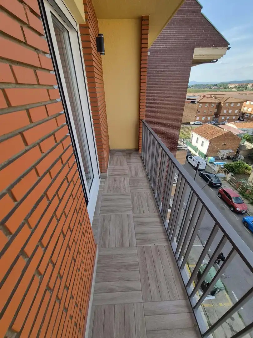 Terraza de Piso de alquiler en San Andrés del Rabanedo con Calefacción y Terraza