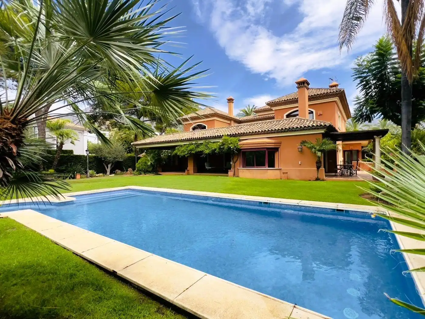 Chalet con terraza en venta en Milla de Oro