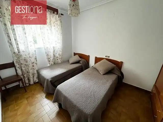 Dormitori de Casa o xalet en venda en Noja