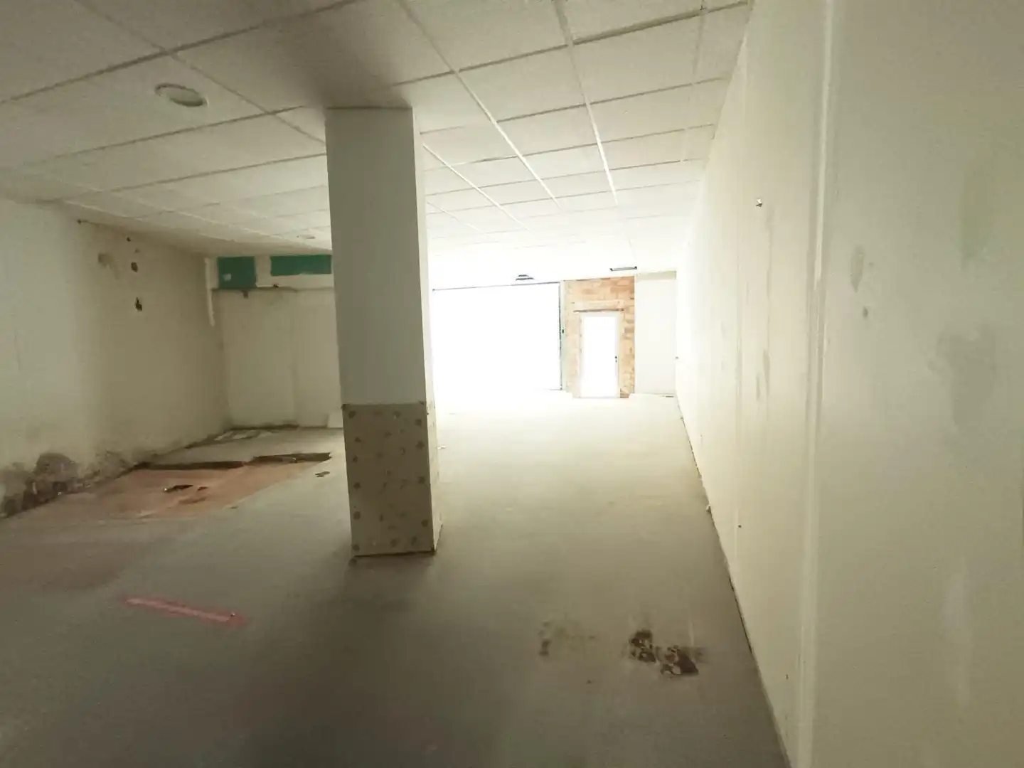 Local comercial en venda a Centro, imagen 2