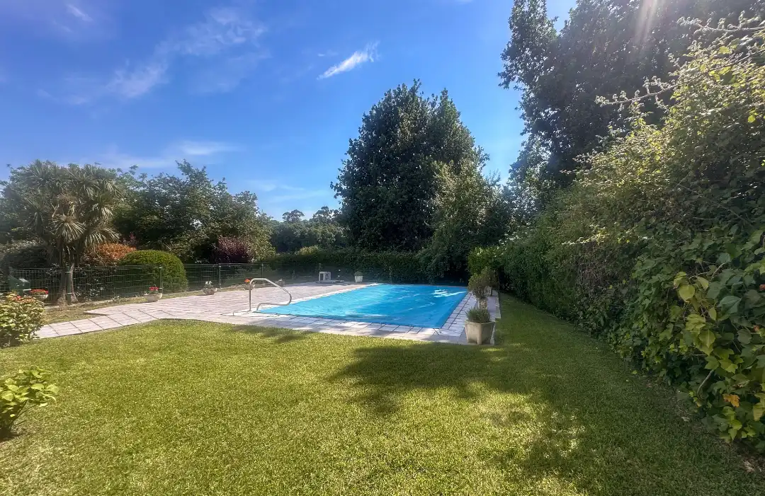 Piscina de Casa o chalet en venta en Camargo con Calefacción, Jardín privado y Terraza