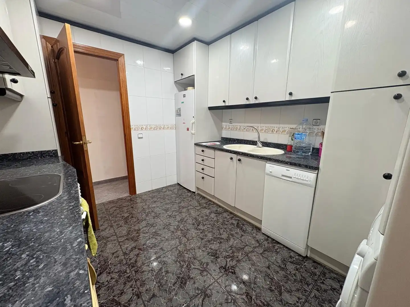 Cuina de Pis en venda en Calaf amb Calefacció, Terrassa i Balcó