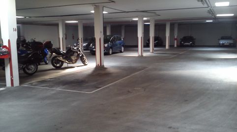 Foto 3 de Garaje de alquiler en Calle Doctor Avelino González, Perchera, Gijón