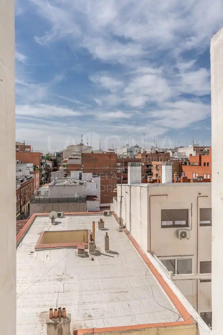 Vista exterior de Ático en venta en Madrid con Aire acondicionado, Calefacción y Terraza