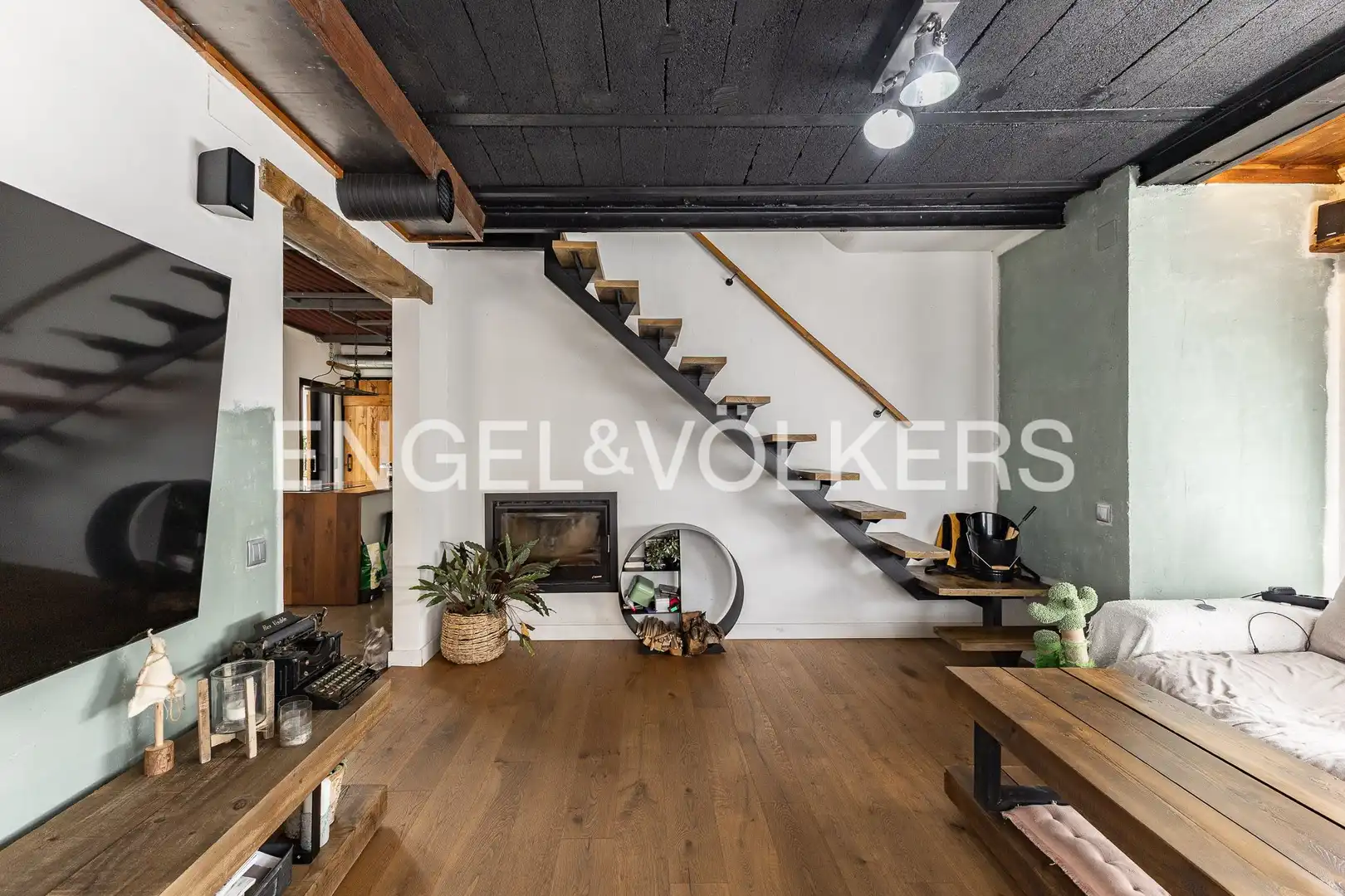 Sala d'estar de Casa o xalet en venda en Mollet del Vallès amb Aire condicionat, Calefacció i Parquet