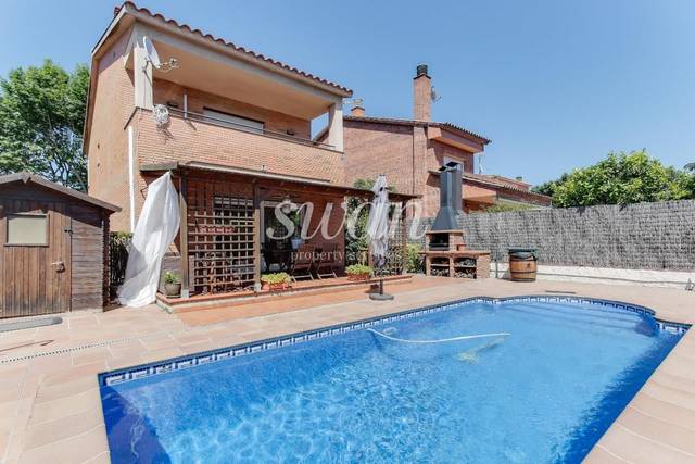 Casa-chalet en Alquiler en Basconia en Mira-sol