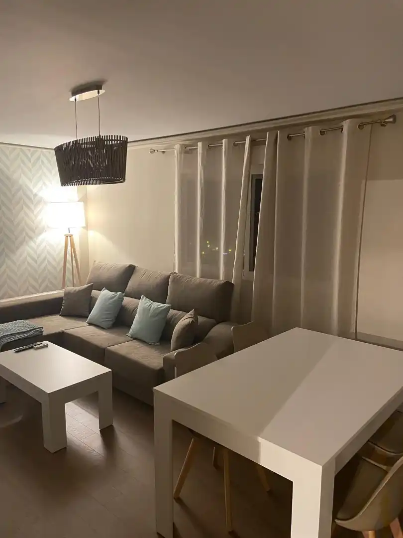 Wohnzimmer von Wohnung zur Miete in Granada mit Klimaanlage, Parkett und Terrasse