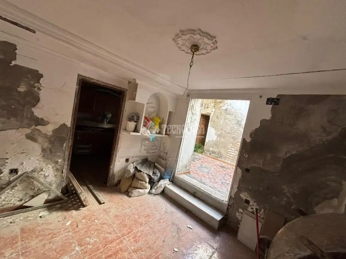 Casa adosada en venda en Écija