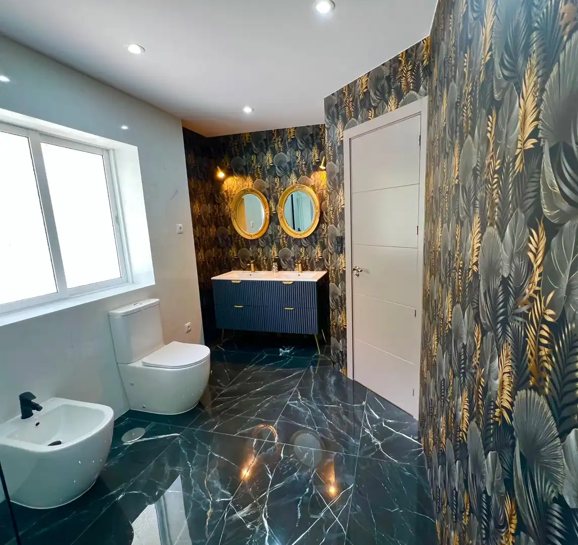 Baño de Casa o chalet de alquiler en Marbella con Aire acondicionado, Calefacción y Jardín privado