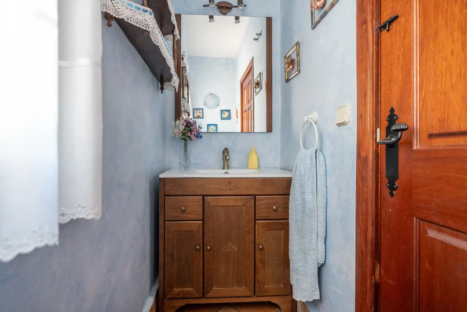 Bathroom of Country homes for sale in Chinchón  with Air Conditioner, Heating and Private garden