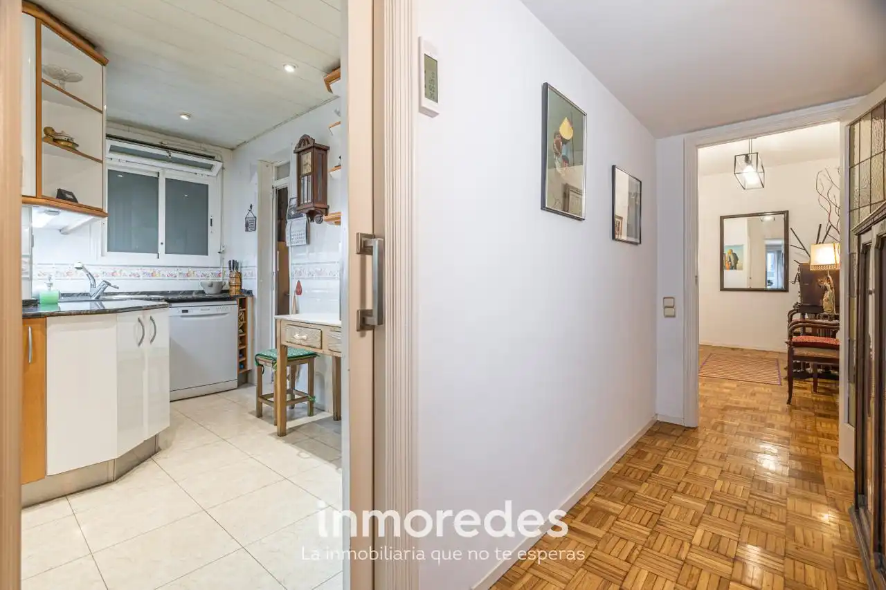 Piso con terraza en venta en Carrer de Bailèn, imagen 19