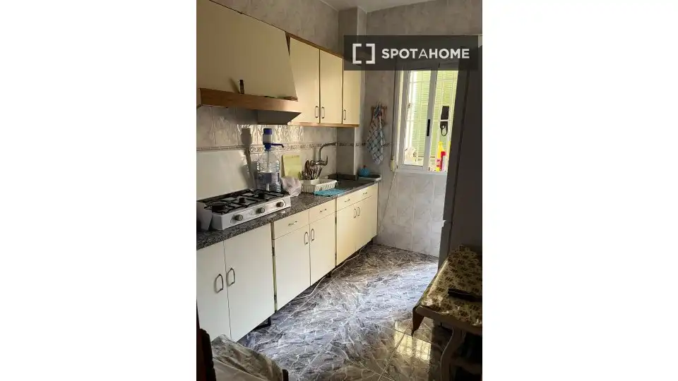 Cocina de Apartamento para compartir en San Pedro del Pinatar con Aire acondicionado, Terraza y Amueblado