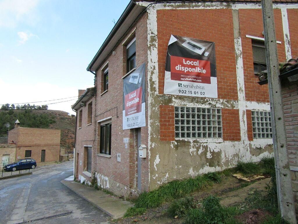 Vista exterior de Local en venda en Alberite amb Terrassa