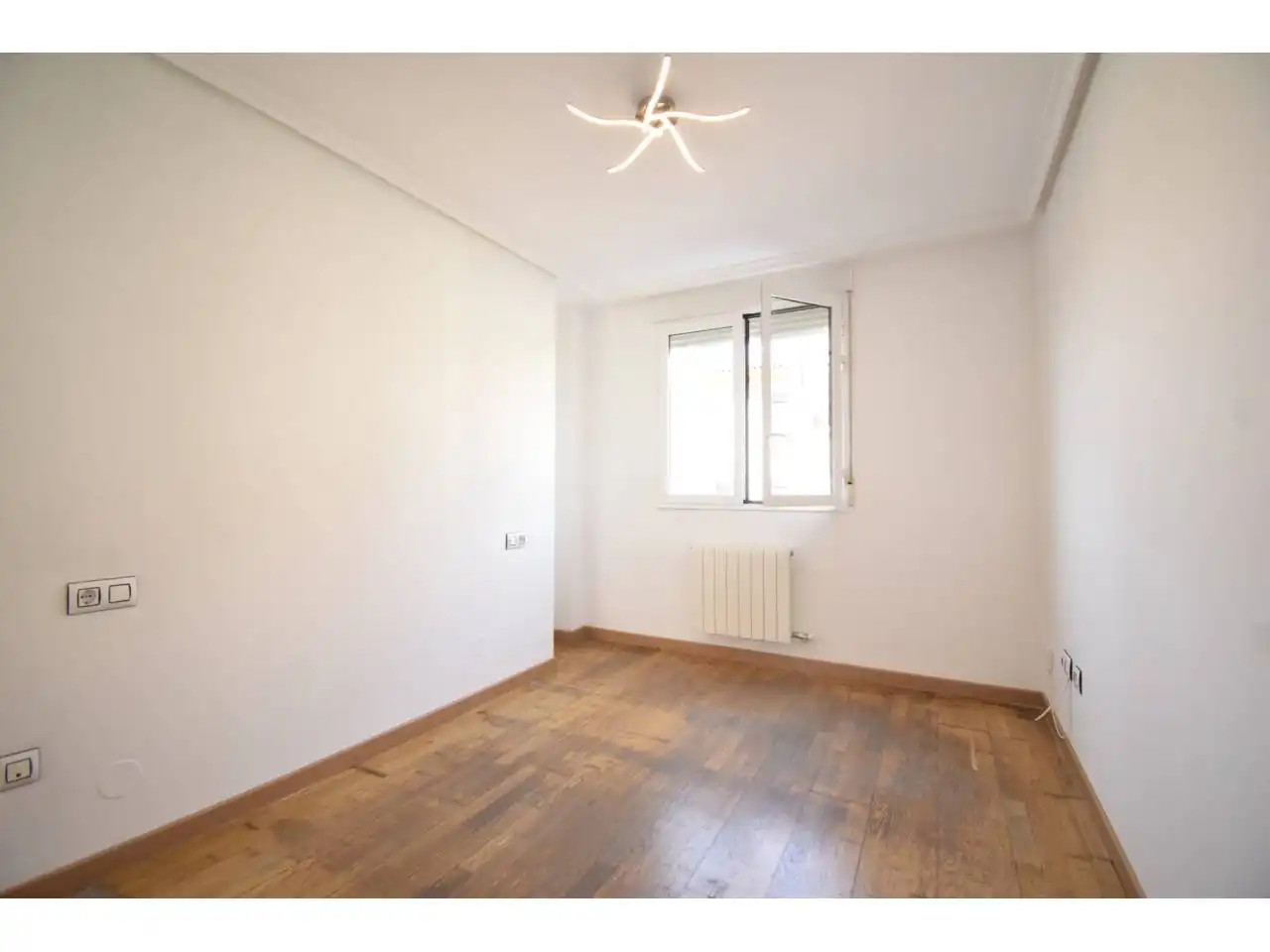 Habitación de Piso en venta en San Andrés del Rabanedo con Calefacción, Parquet y Terraza