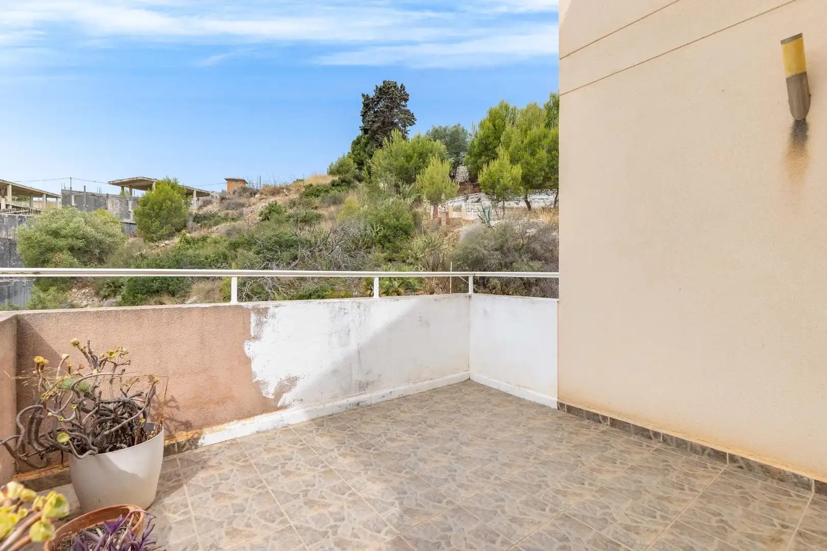 Terrassa de Casa o xalet en venda en Chiva amb Calefacció, Jardí privat i Terrassa