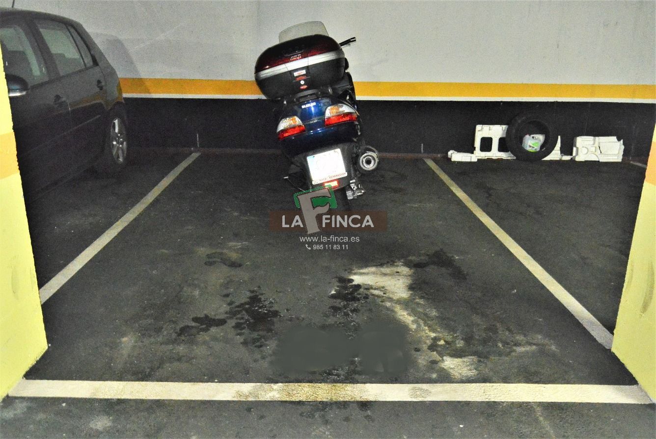 Parking of Garage for sale in Oviedo 