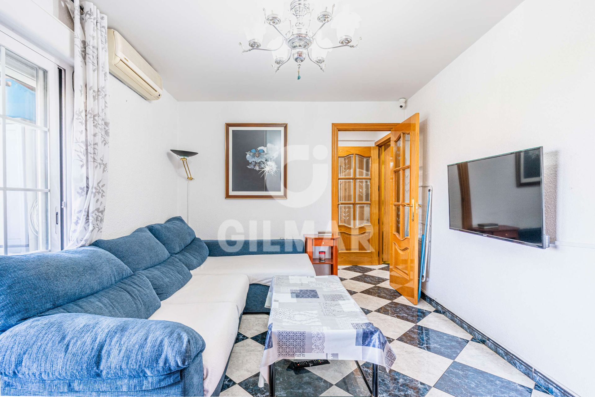 Living room of Flat for sale in Móstoles  with Air Conditioner, Heating and Terrace
