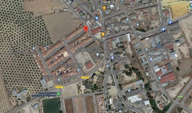 Casa adosada en Venta en Bujalance