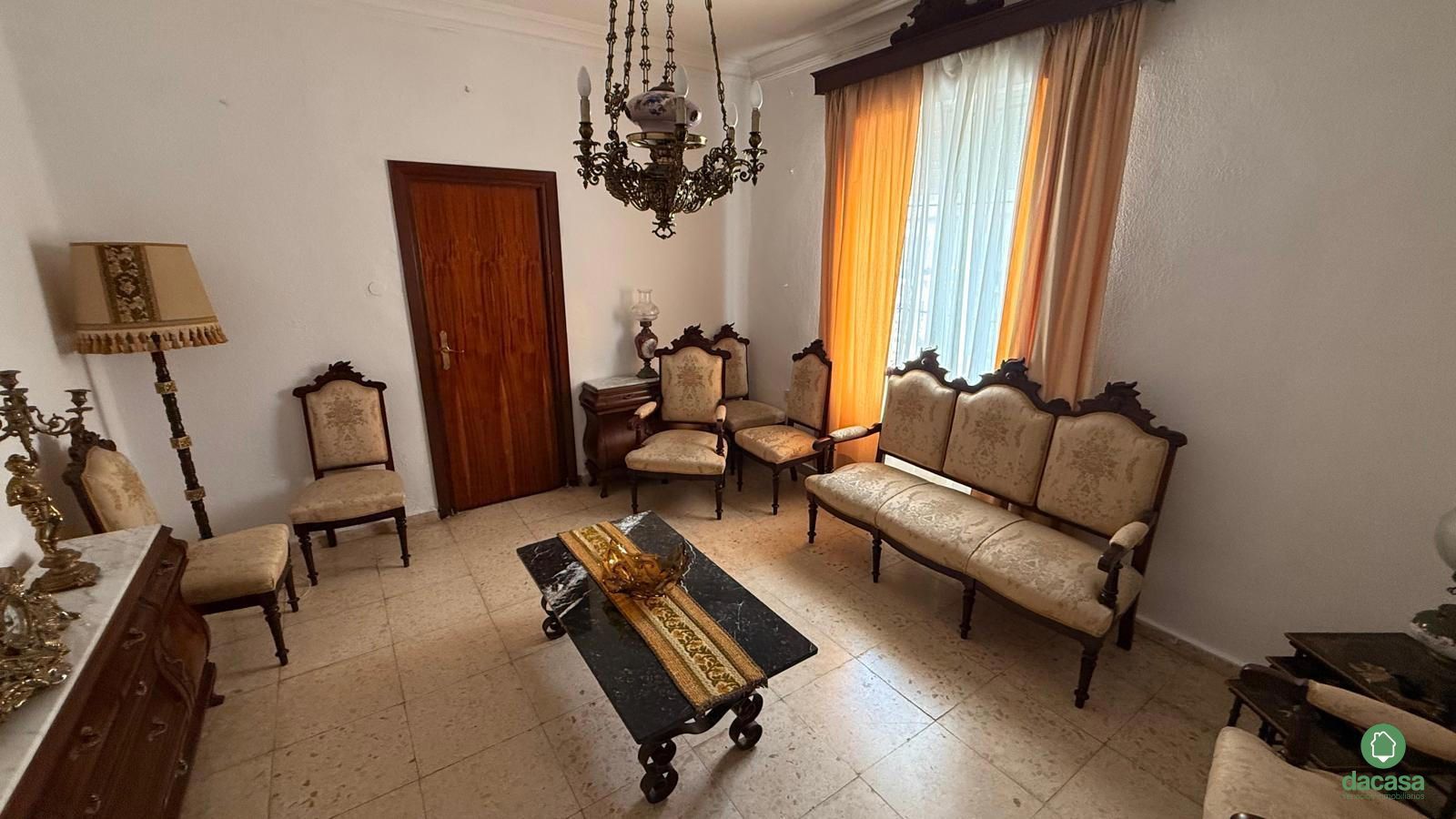 Sala d'estar de Casa adosada en venda en  Huelva Capital amb Aire condicionat, Jardí privat i Terrassa