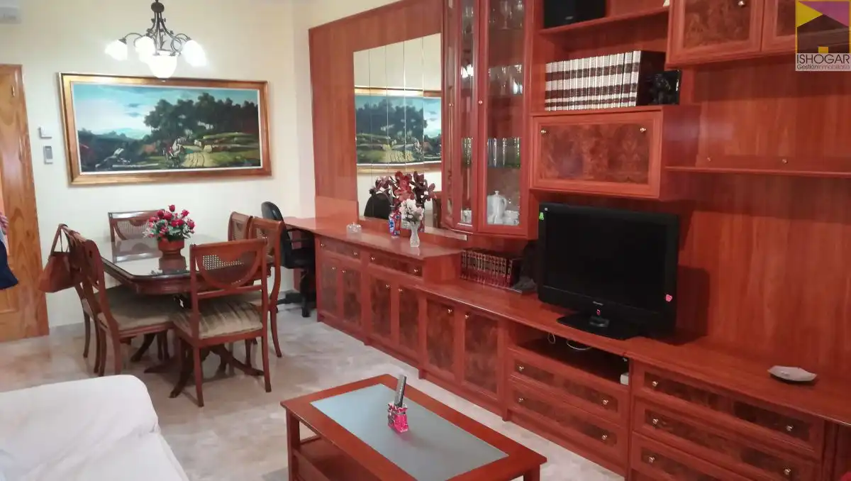 Sala de estar de Casa o chalet en venta en Valdepeñas con Aire acondicionado, Calefacción y Parquet