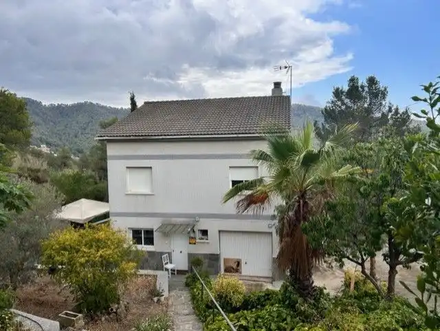 Vista exterior de Casa o chalet en venta en Vallirana con Calefacción, Jardín privado y Terraza