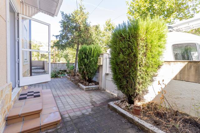 Casa-chalet en Venta en TITANIA en Colina