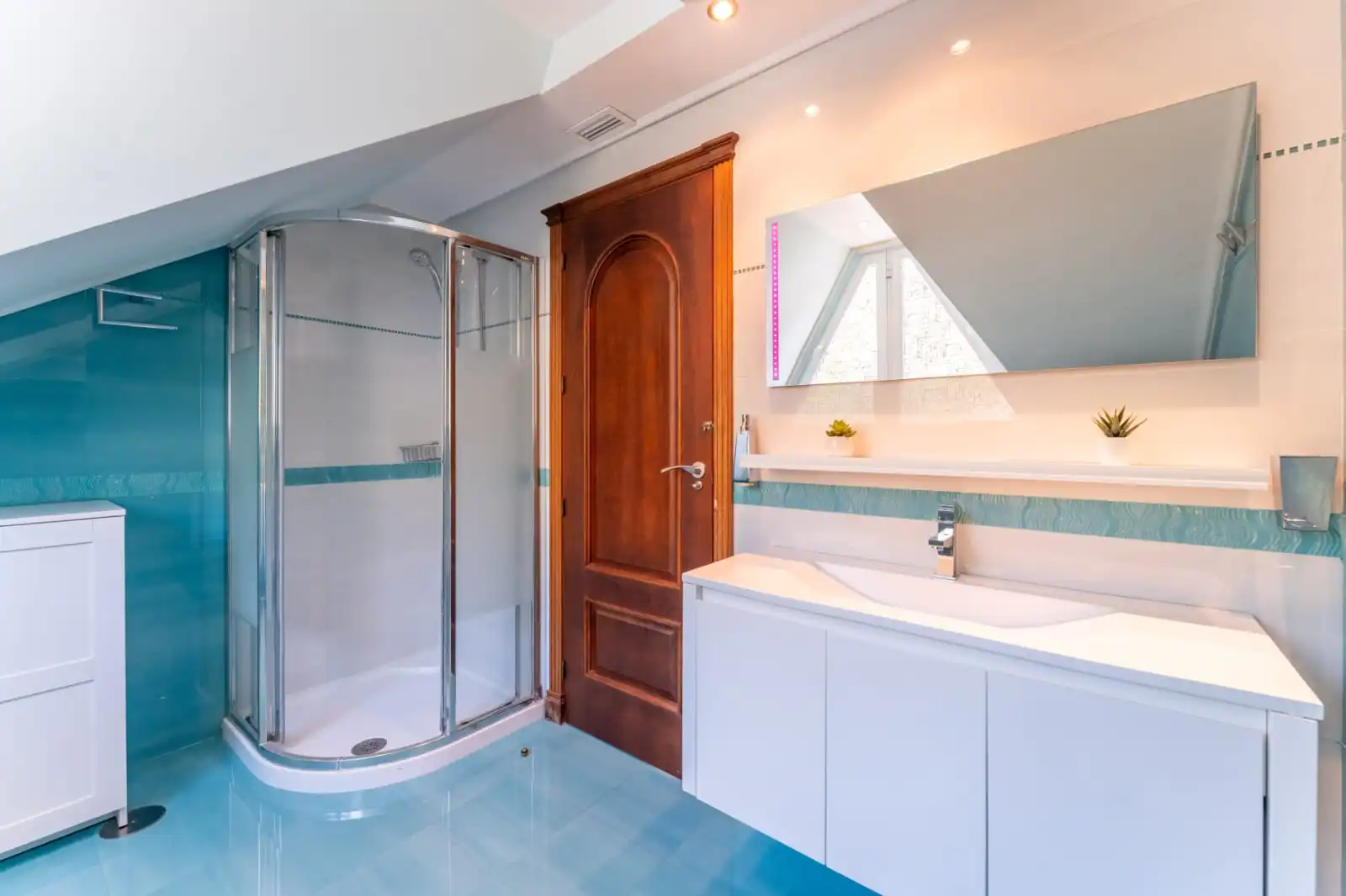 Baño de Casa adosada de alquiler en Benalmádena con Aire acondicionado, Terraza y Trastero