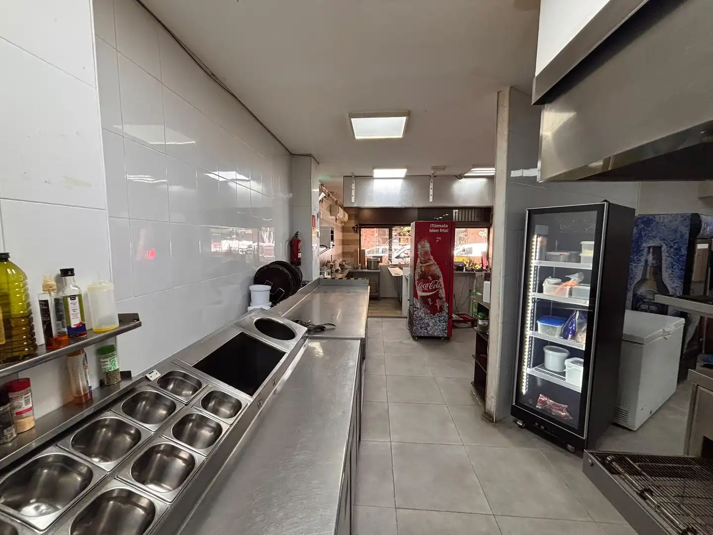 Cuina de Local en venda en Cornellà de Llobregat