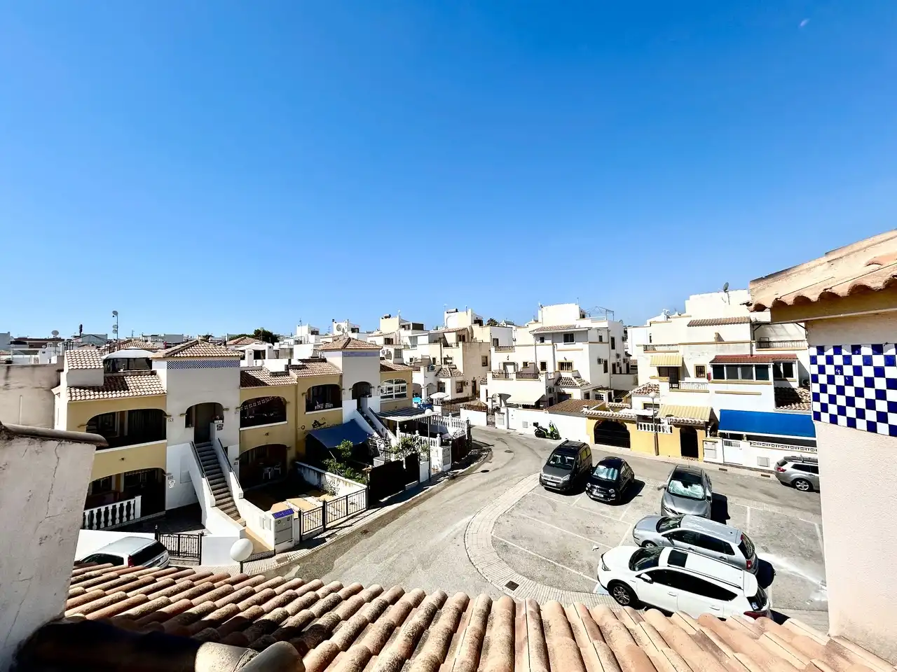 Exterior view of Attic for sale in Orihuela  with Air Conditioner, Terrace and Storage room
