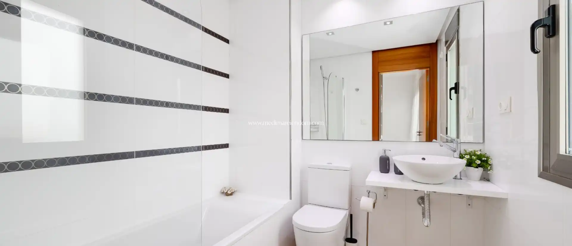 Bathroom of Duplexes for sale in La Manga del Mar Menor  with Air Conditioner, Heating and Private garden