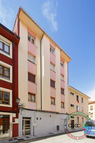 Piso en Venta en Gijón - CL MARIA BANDUJO en Cimadevilla