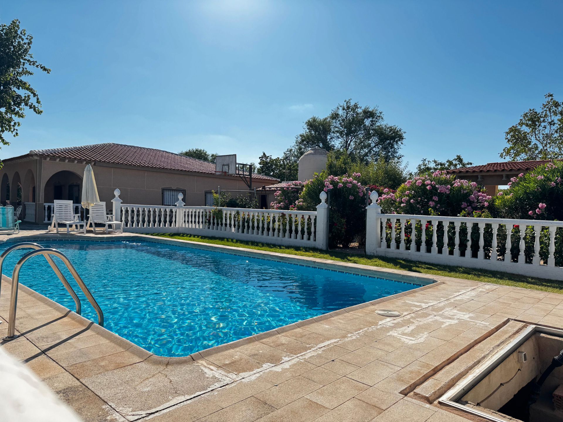 Swimming pool of House or chalet for sale in Manzanares  with Air Conditioner, Private garden and Terrace