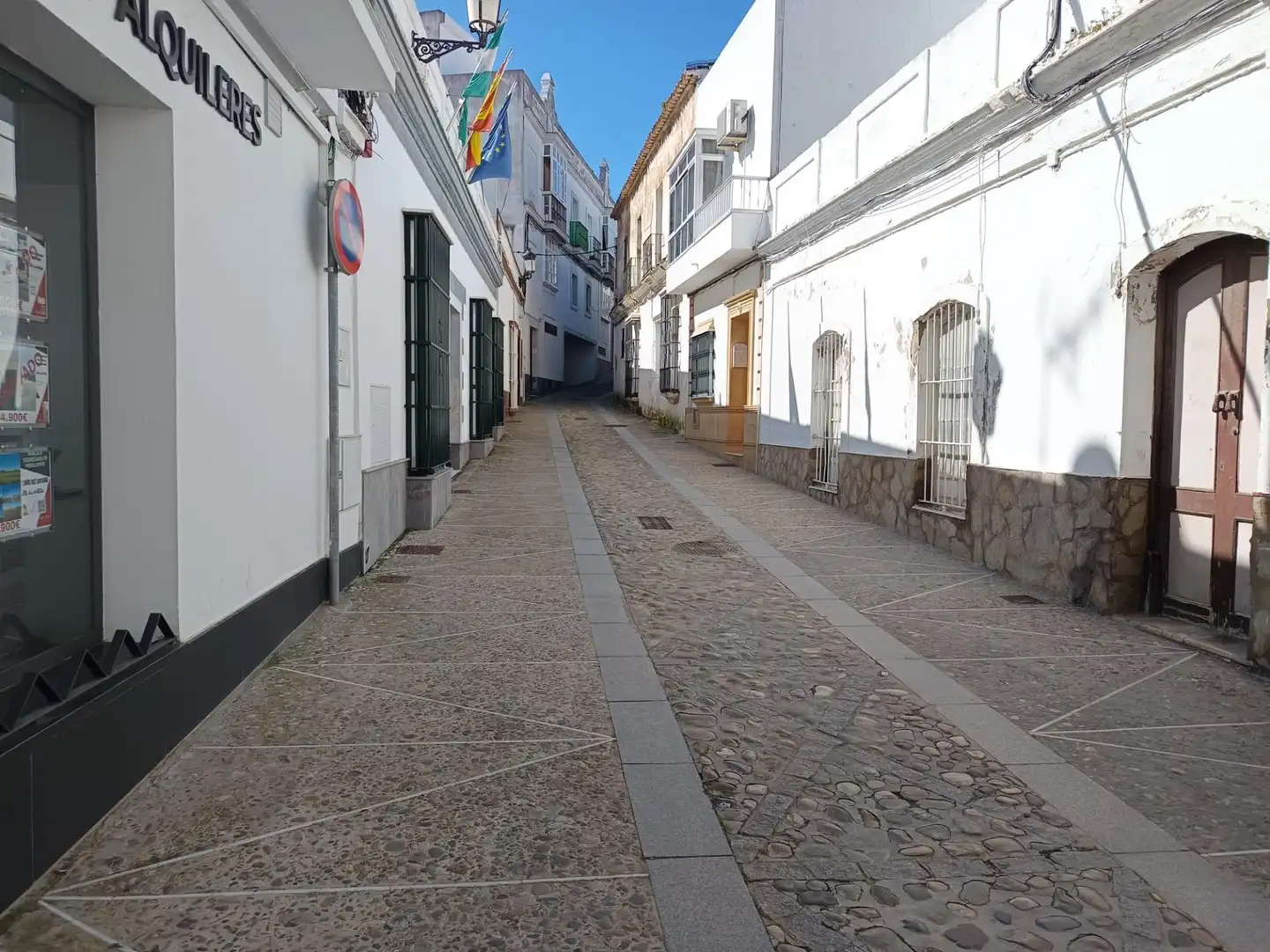 Außenansicht von Garage zum Verkauf in Chiclana de la Frontera