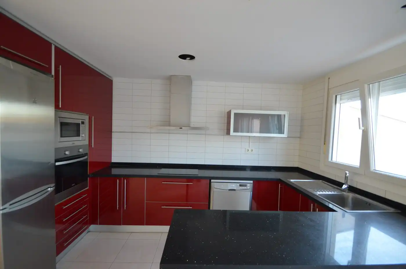 Cuina de Casa o xalet en venda en Vinaròs amb Aire condicionat, Terrassa i Forn