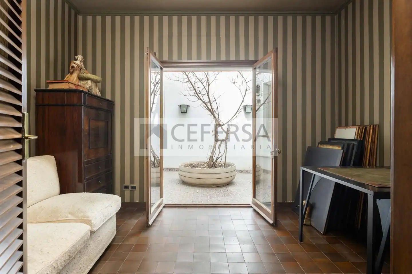 House with pool for sale in De Jules Verne, imagen 16